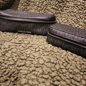 Michael kors travel bag set